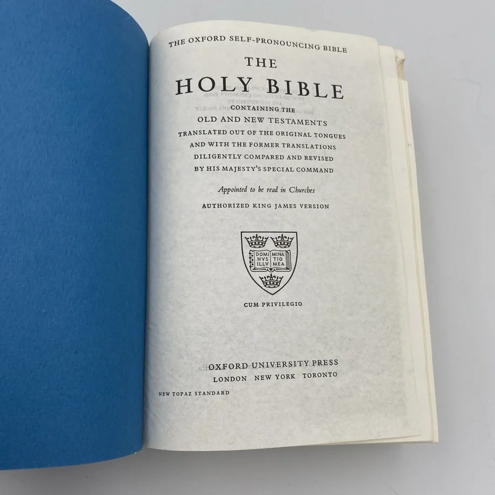 Vintage KJV HOLY BIBLE Self‎ Pronouncing New Topaz Standard HC Oxford Press